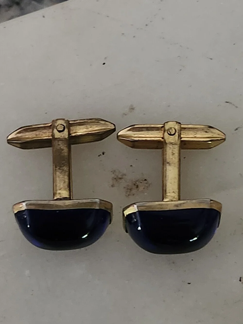 Vtg Gold-Tone Cufflinks with Deep Blue Glass Inset